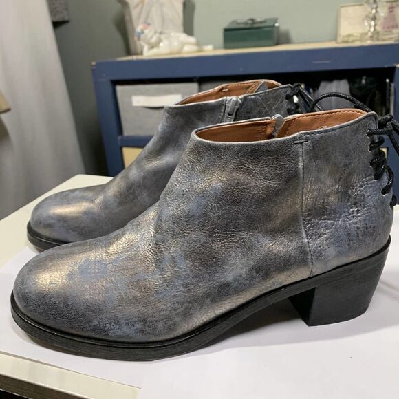 ARGILA Silver genuine leather ankle boots booties 38.5 or 8.5 MADE IN spain - Picture 7 of 9